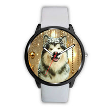 Load image into Gallery viewer, Alaskan Malamute Dog Golden Print Wrist Watch - Free Shipping