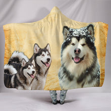 Load image into Gallery viewer, Amazing Alaskan Malamute Print Hooded Blanket-Free Shipping